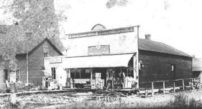 Post_Office_&_First_Co-op_Store_Clifford,_WI_1900's.jpg