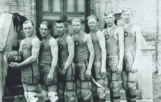 Prentice_Basketball_Team_1923.jpg