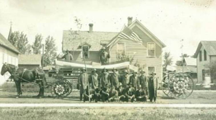 Prentice_Vol_Fire_Dept_1905.jpg